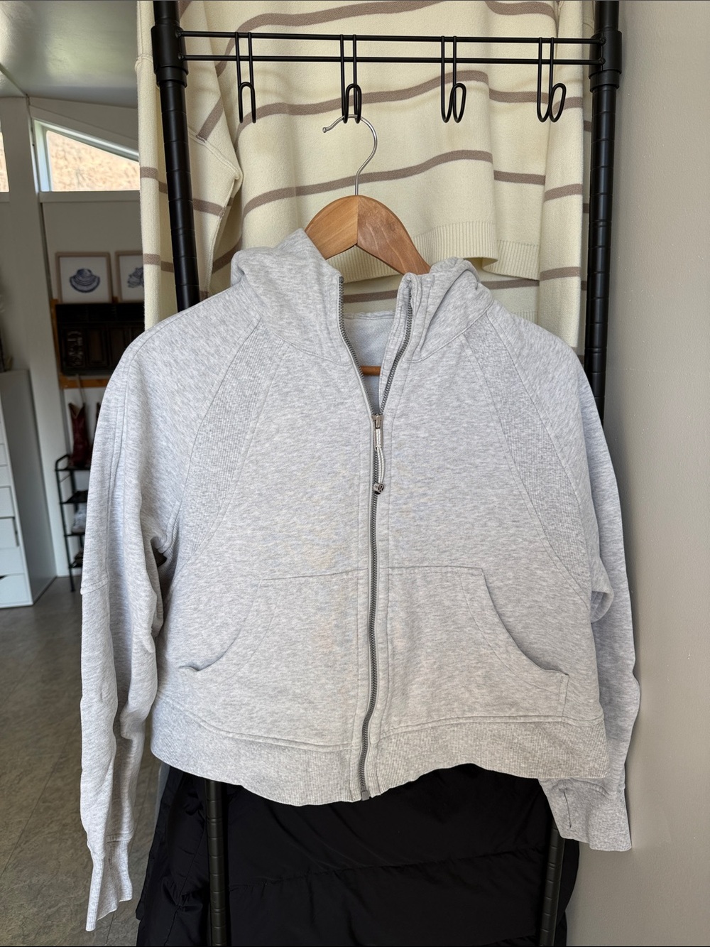 lululemon athletica Light Gray Zip-Up Hooded Bomber Jacket